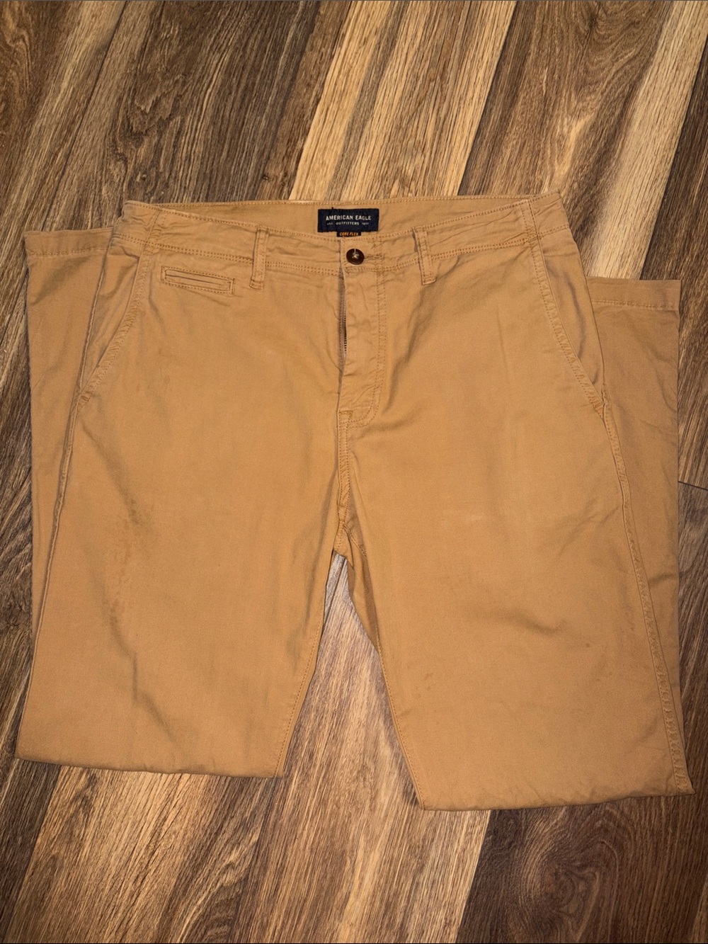 American Eagle Outfitters Men’s Khaki/Tan Chino Pants